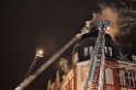 Feuer 3 Dachstuhlbrand Koeln Muelheim Gluecksburgstr P096